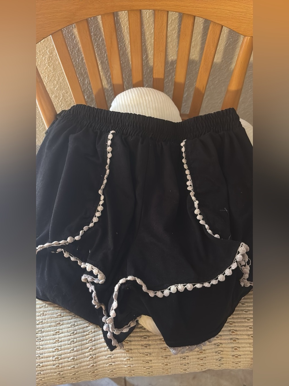 Rue21 Black High-Waist Pom-Trim Shorts